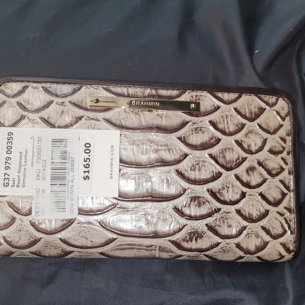 Brahmin wallet